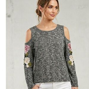 Boho Floral Embroidered Appliqué Cold Shoulder Grey Marled Knit Long Sleeve Top